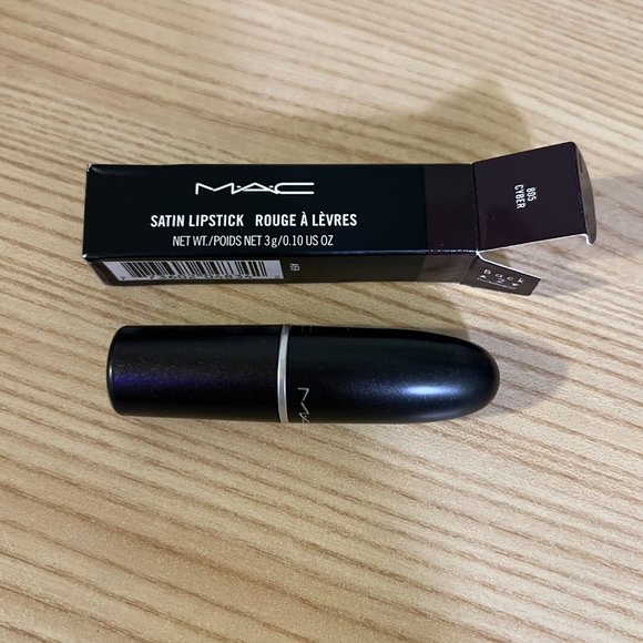 NIB - MAC Cosmetics Satin Lipstick - Cyber 805 - Picture 2 of 5